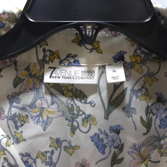 7th Avenue New York & Company Floral Button-Up Blouse XL Semi-Crop front knot - Picture 9 of 11